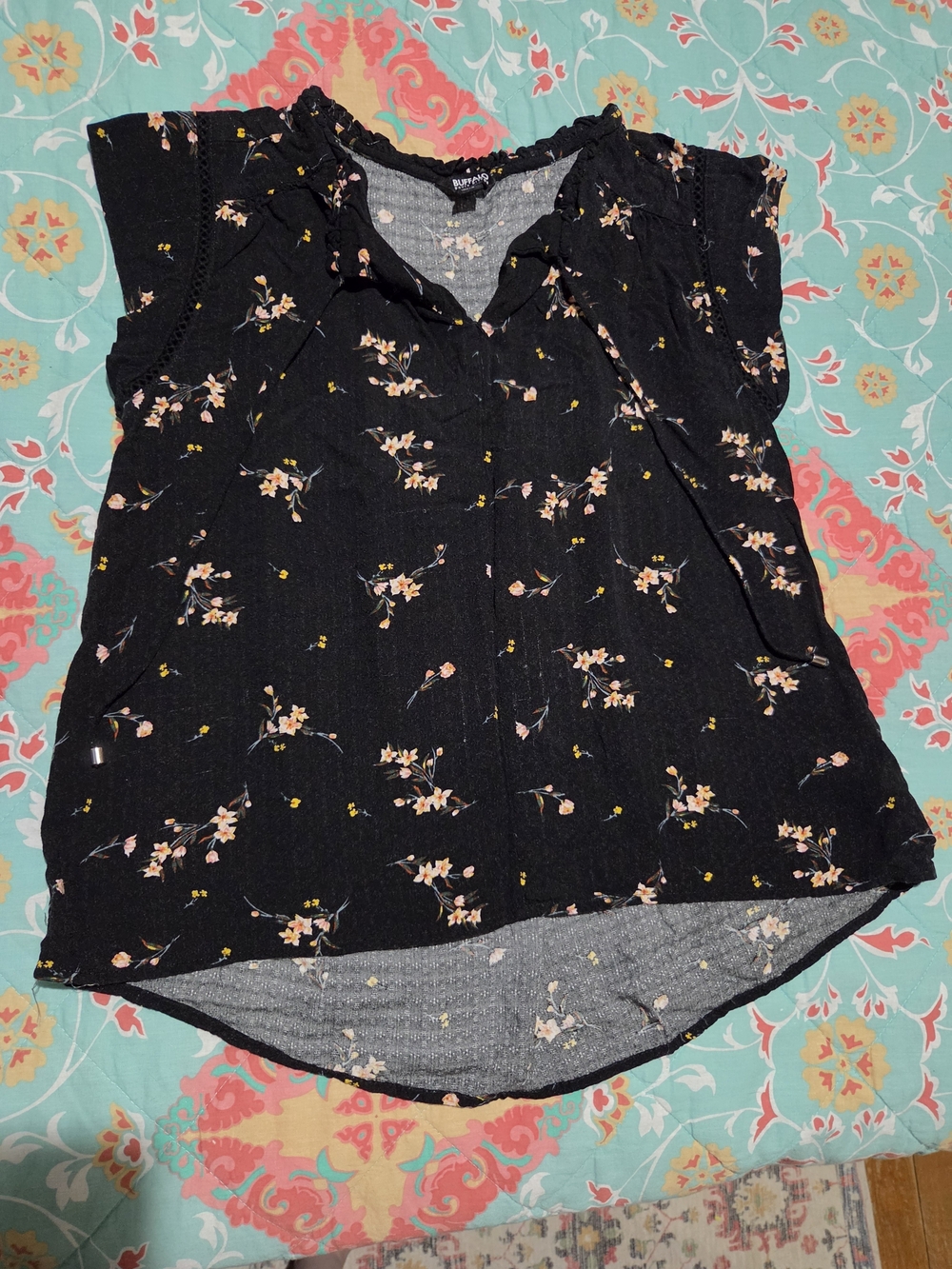 Black Floral Cap-Sleeve Women's Top